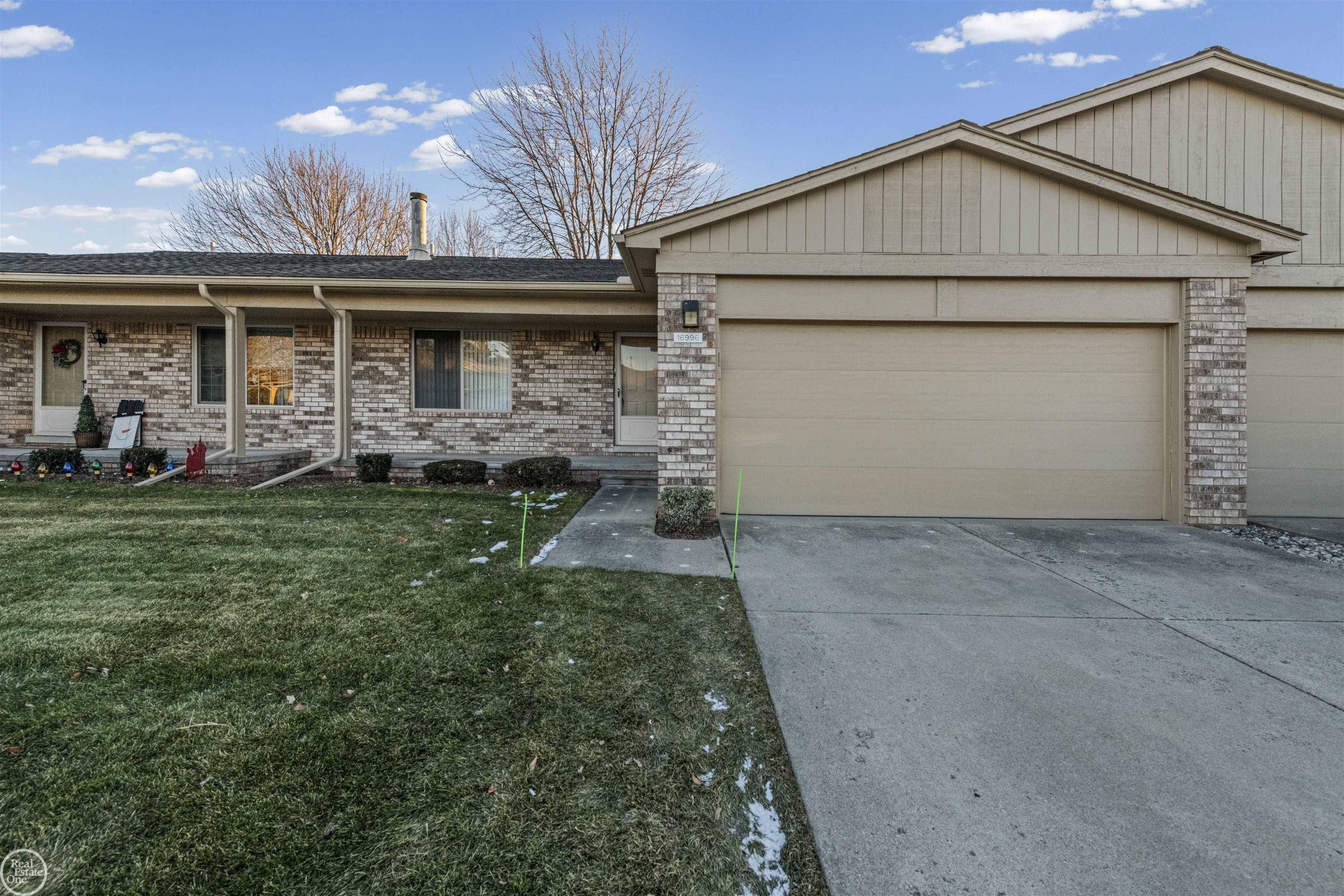 Mount Clemens, MI 48038,16996 Cristina Ct. CT