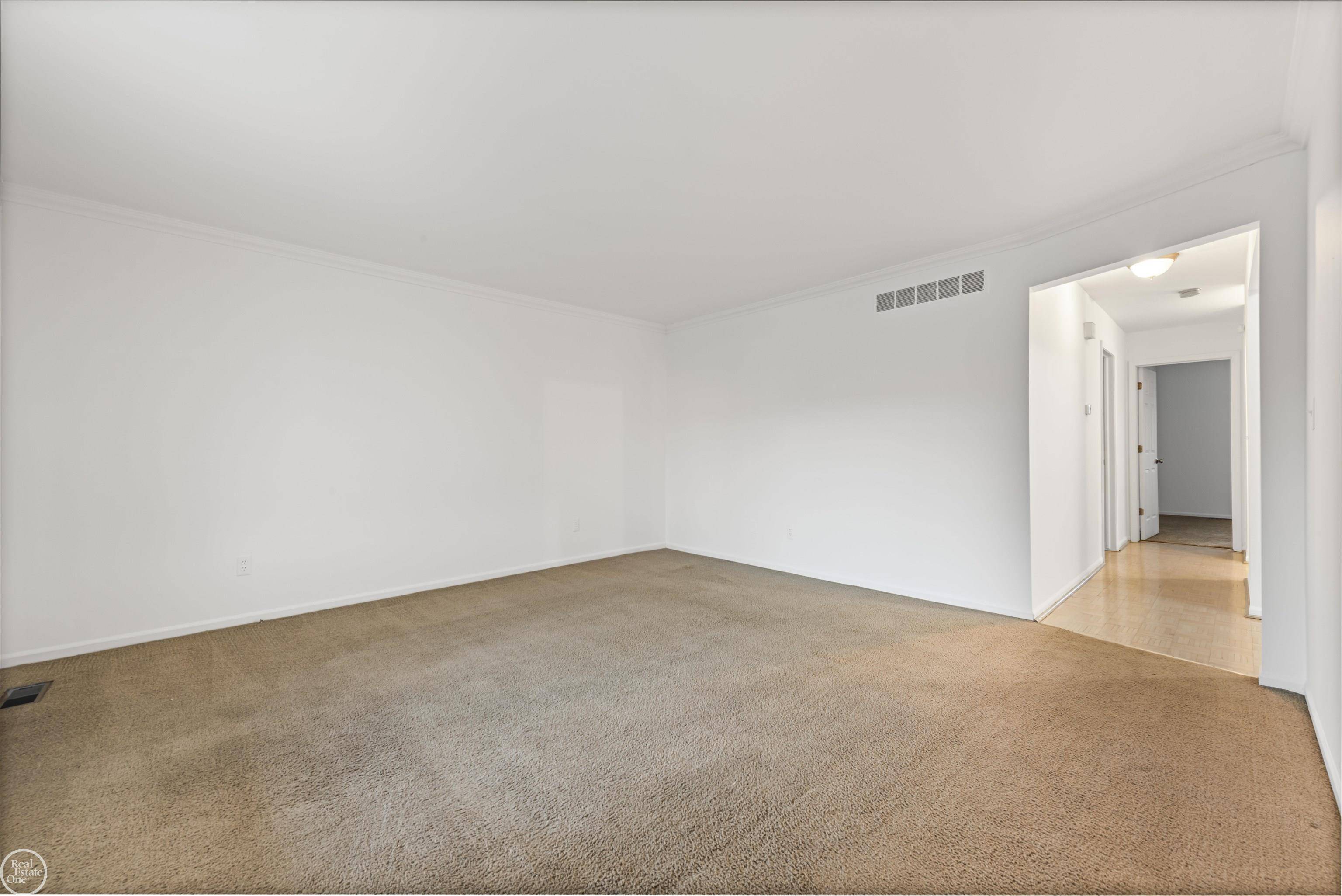 Mount Clemens, MI 48038,16996 Cristina Ct. CT