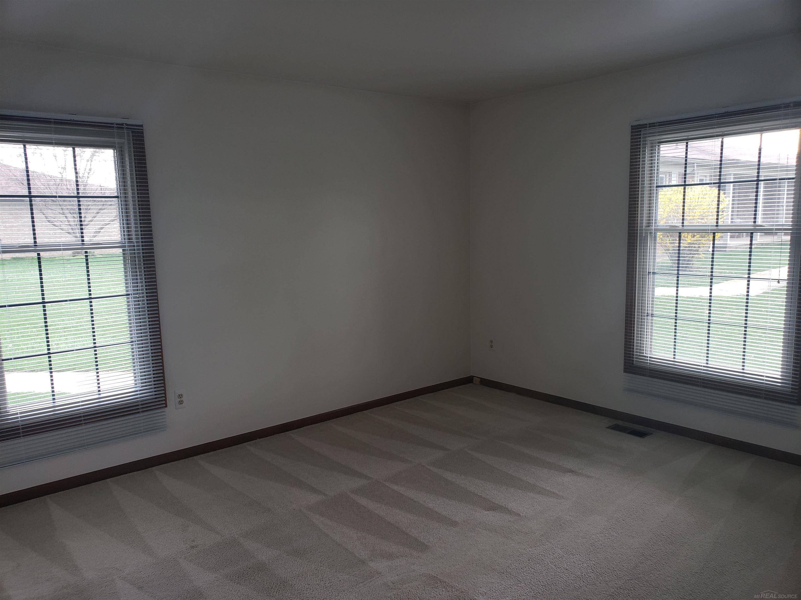 Shelby Twp, MI 48315,49534 Roxbury CT