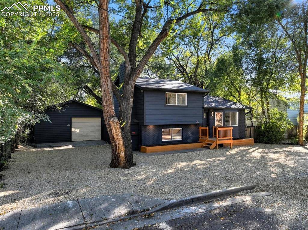 Colorado Springs, CO 80907,417 W Harrison ST