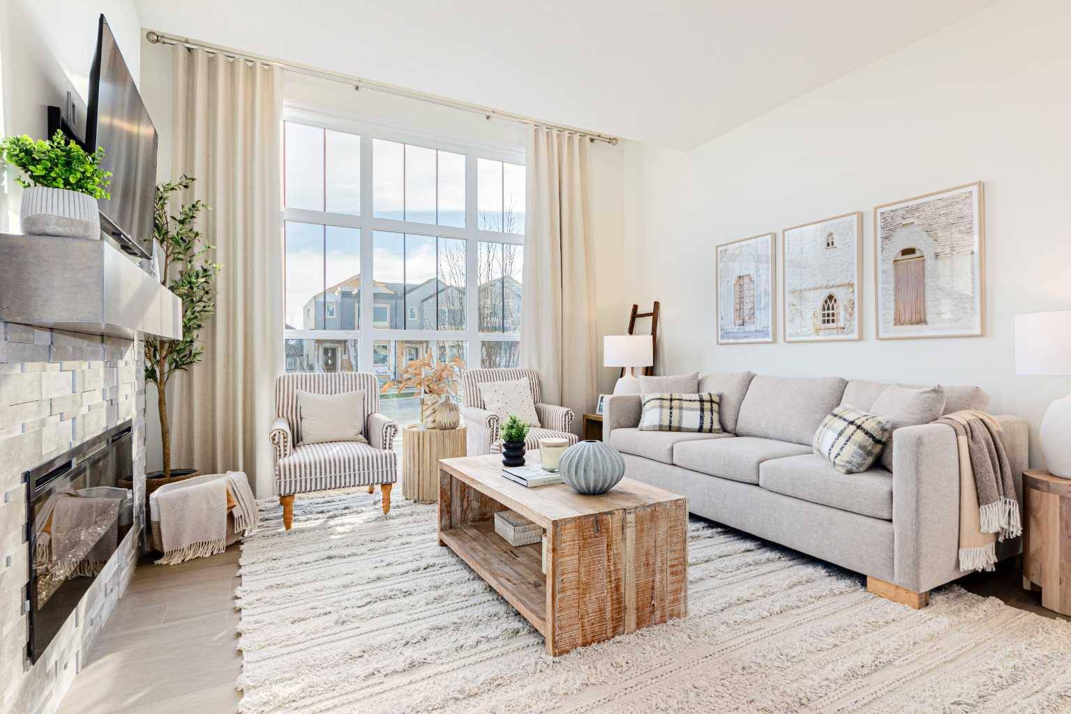 Airdrie, AB T4B 5N4,2166 Bayview DR SW