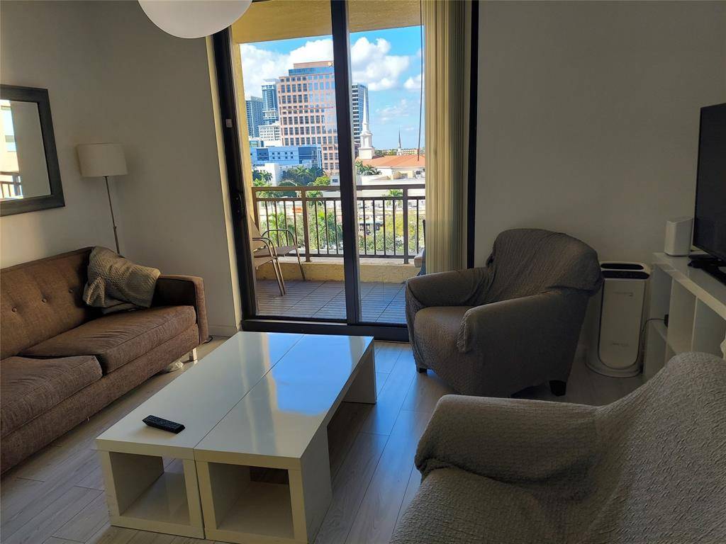 Fort Lauderdale, FL 33301,110 N Federal Hwy #813