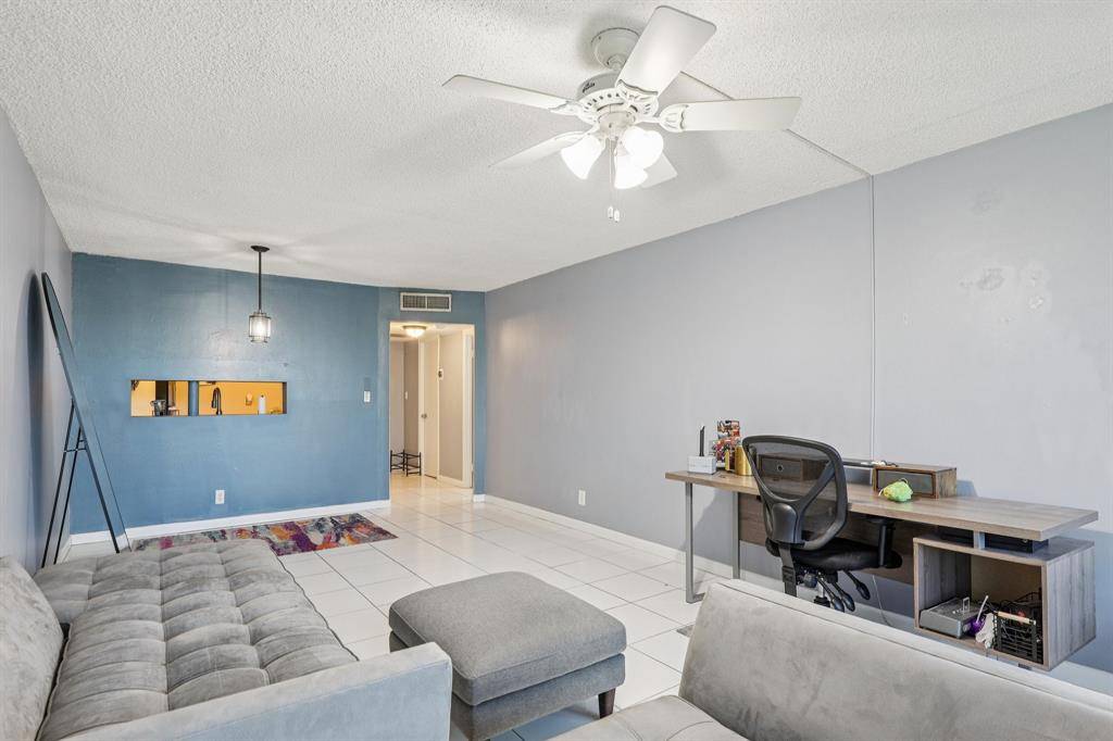 Plantation, FL 33317,6500 Cypress Rd #508