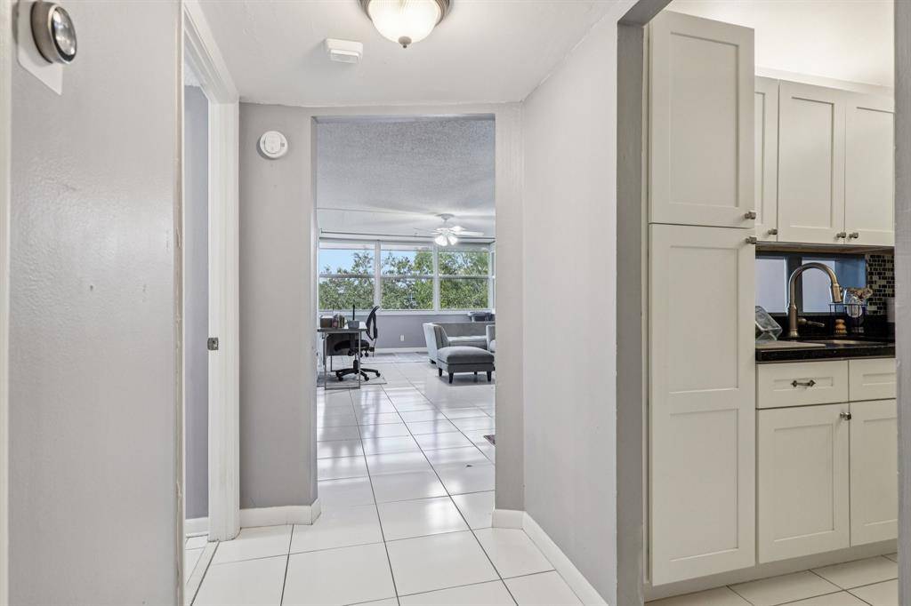 Plantation, FL 33317,6500 Cypress Rd #508