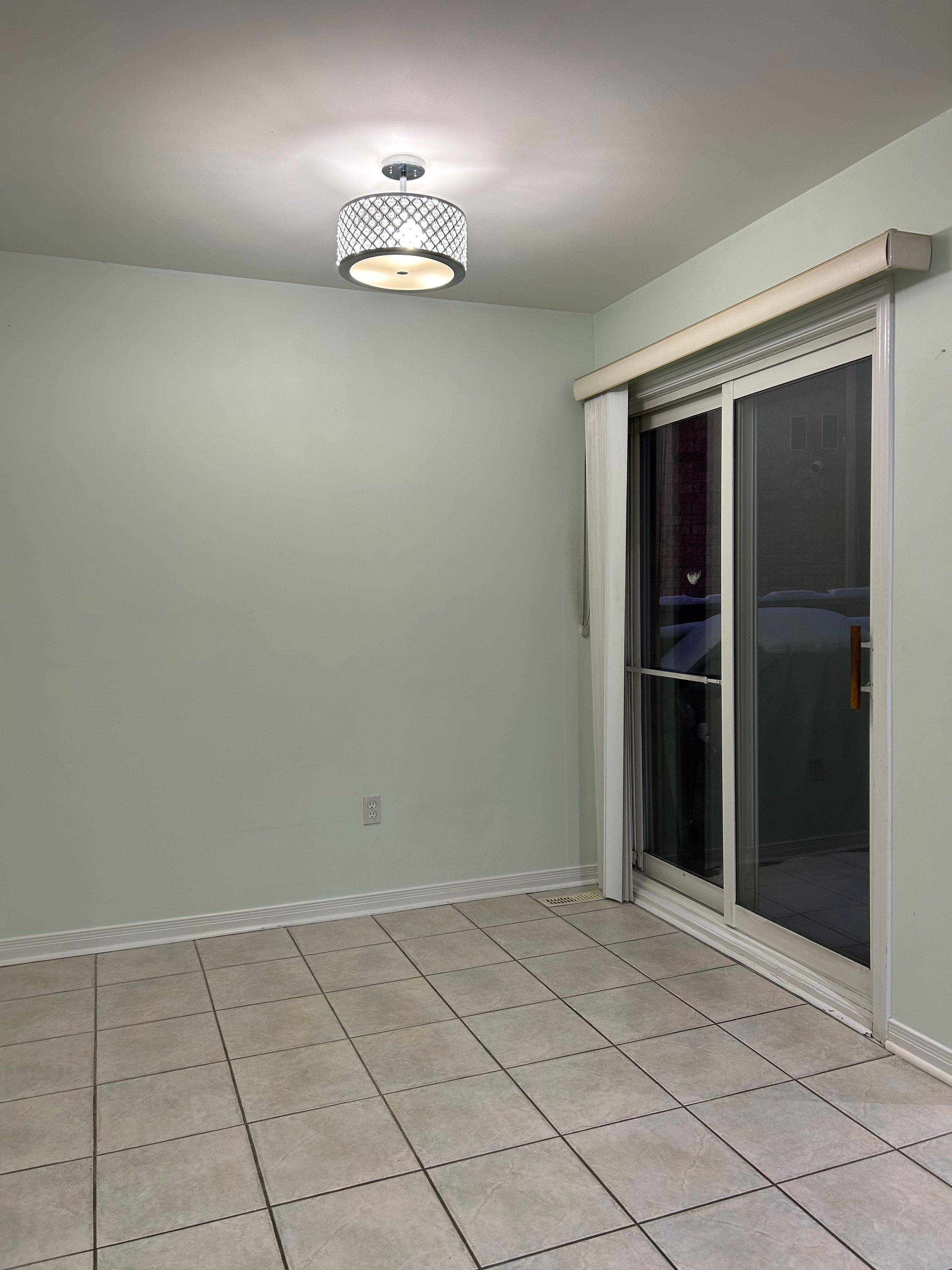 Brampton, ON L6Z 4W3,183 Toba CRES