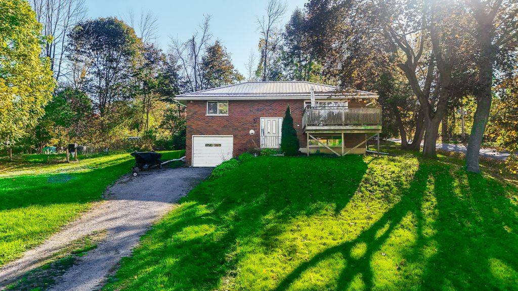 Selwyn, ON K0L 1H0,1013 Nicholl's BLVD