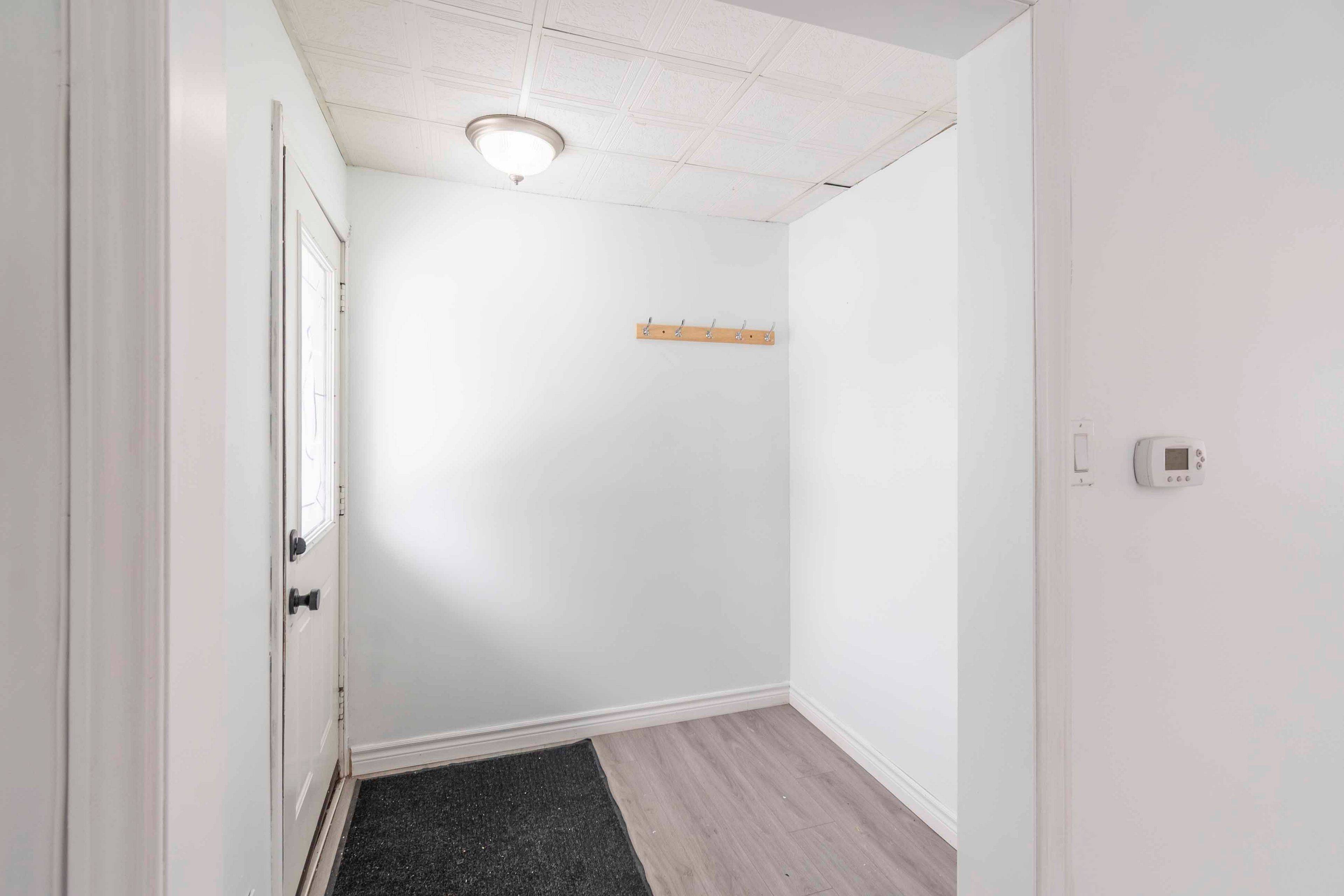 London North, ON N5X 1H1,24 Daleview CRES