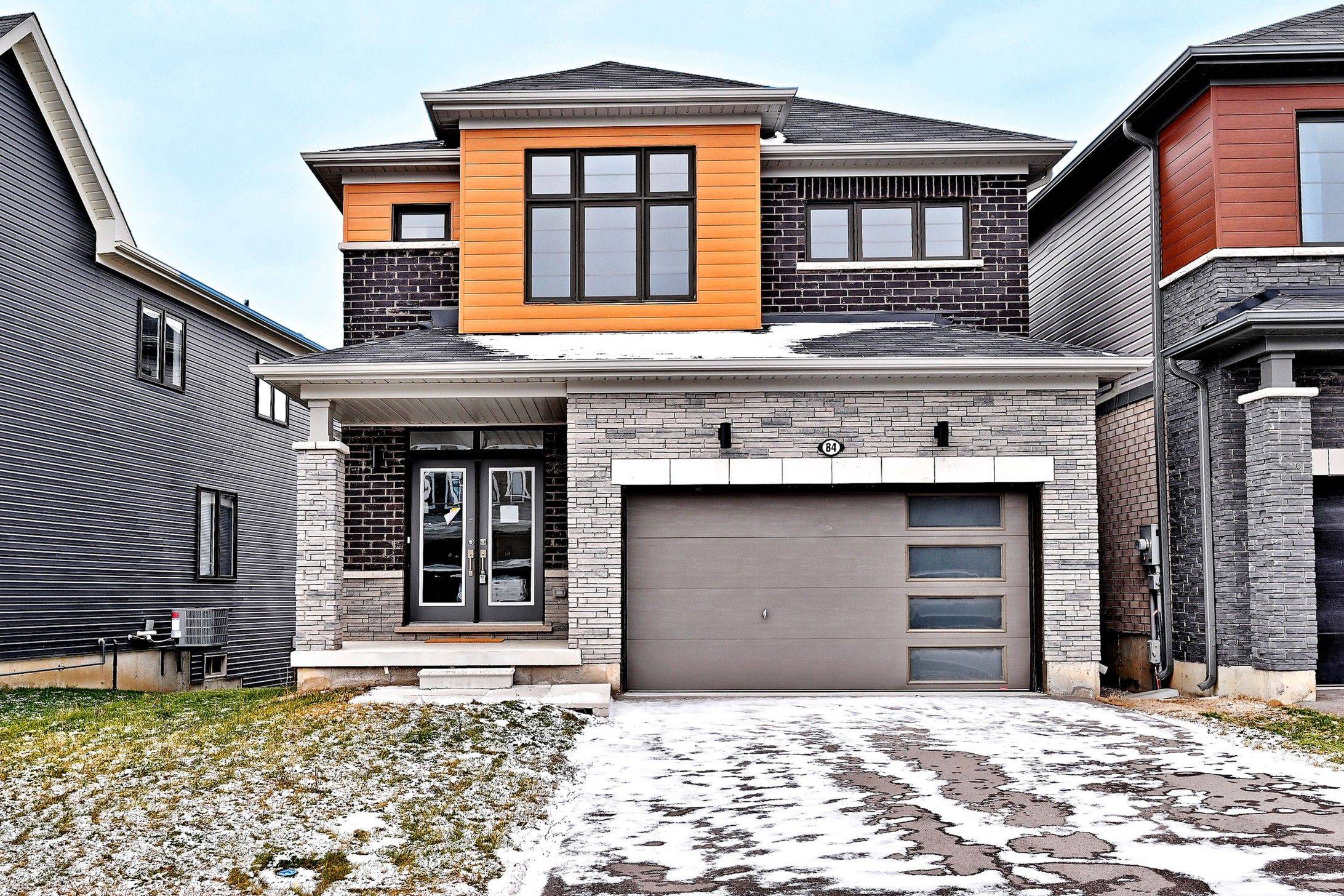 Haldimand, ON N3W 0G6,84 Hawick CRES