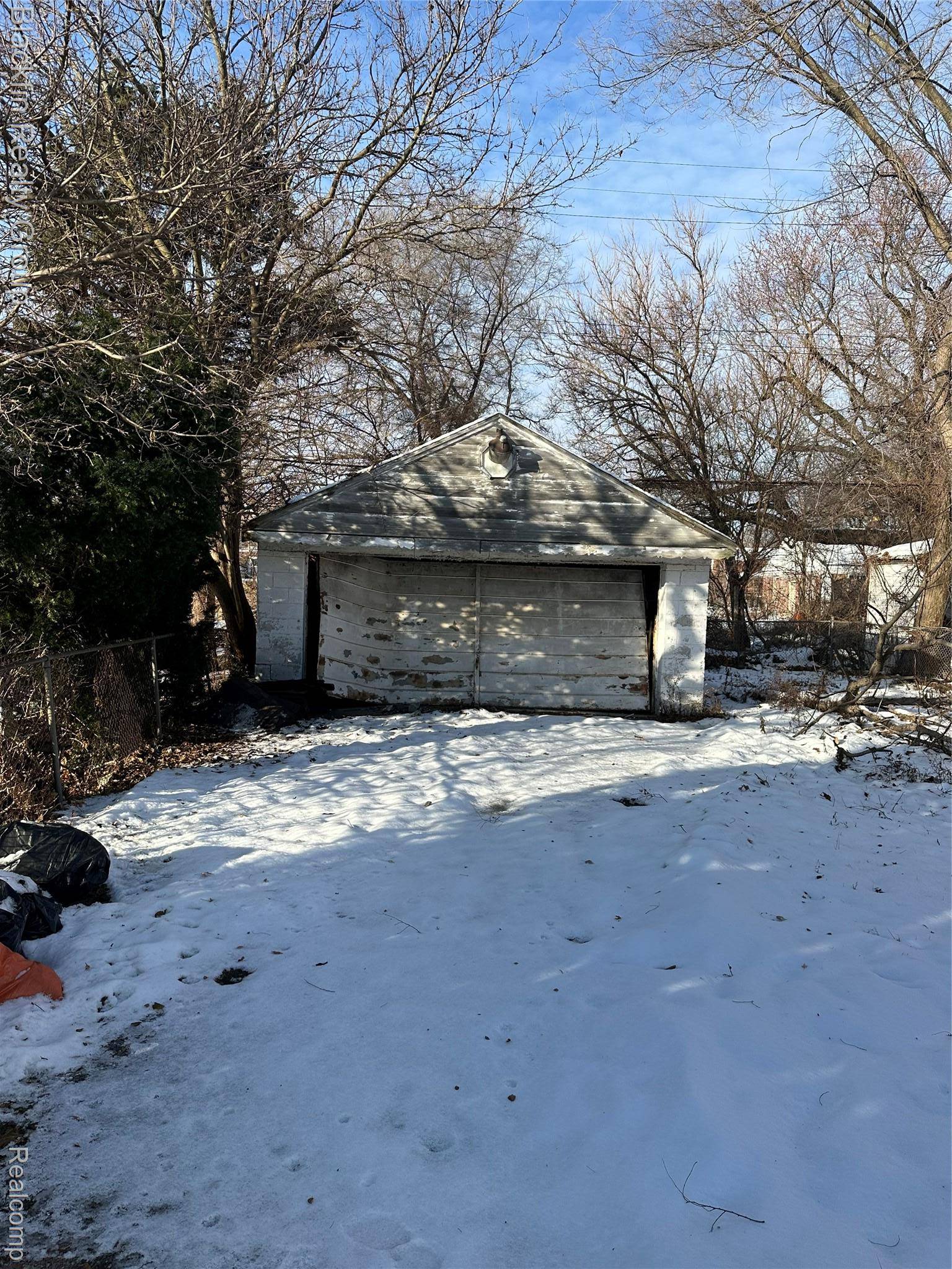 Detroit, MI 48228,7391 Ashton AVE