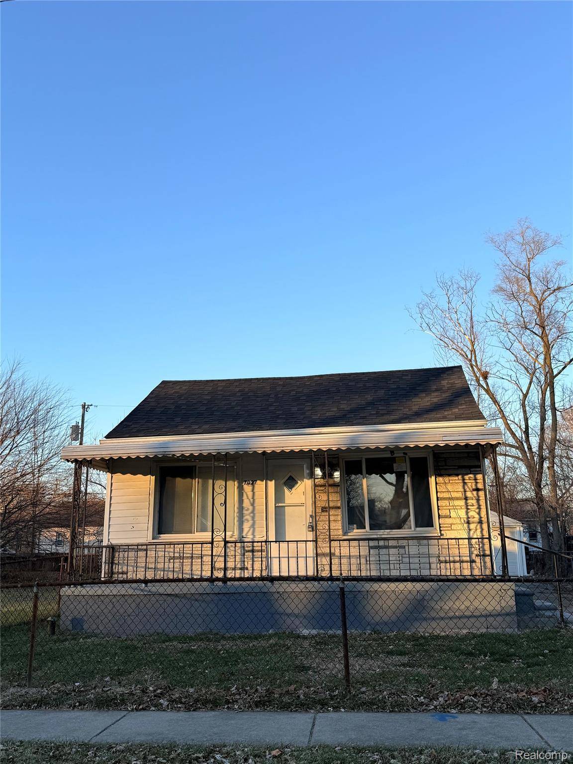 Warren, MI 48091,7027 Chalmers AVE