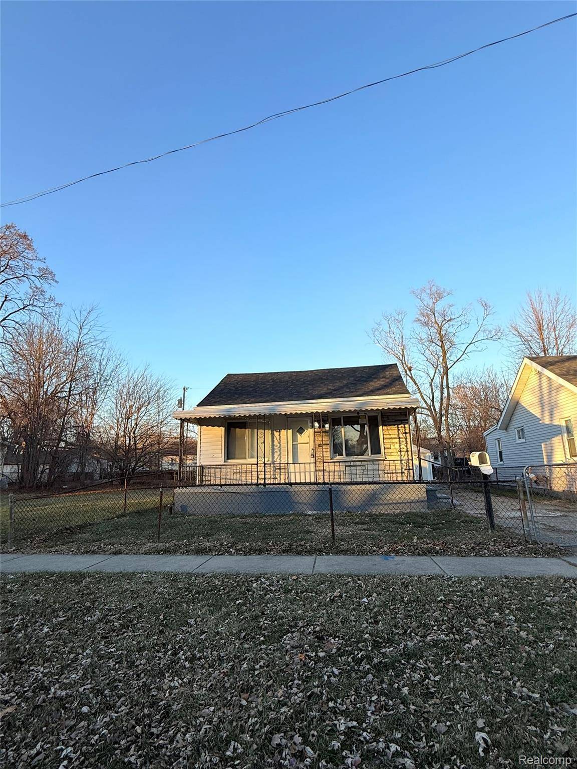 Warren, MI 48091,7027 Chalmers AVE