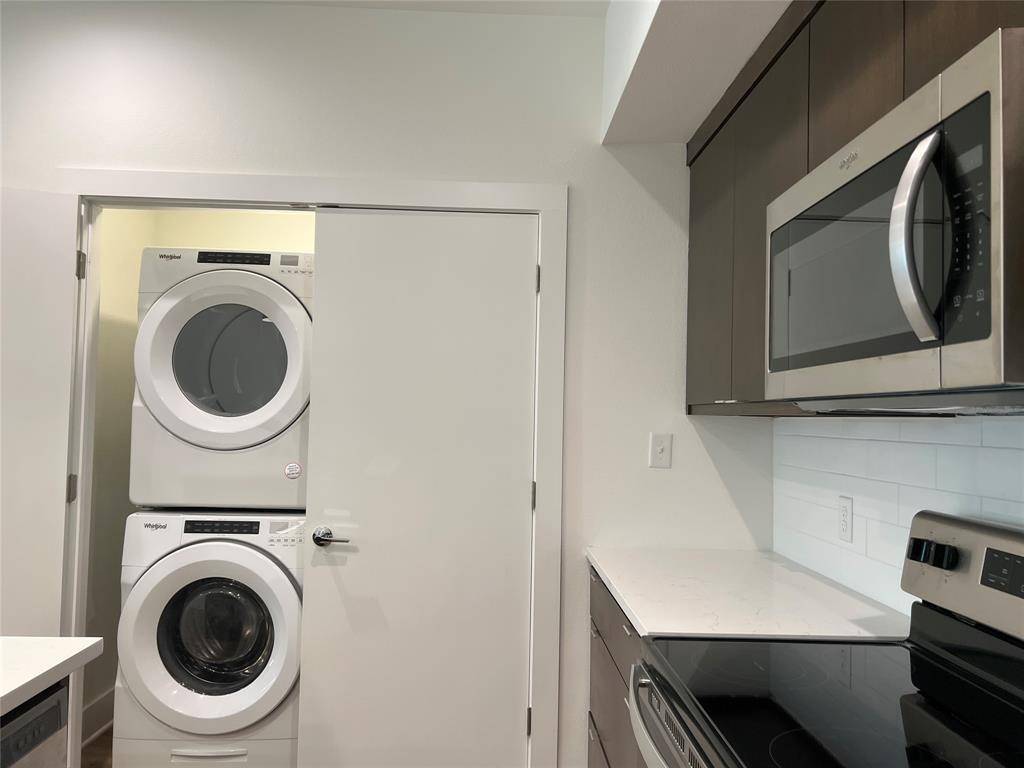 Waxahachie, TX 75165,408 Dr Martin Luther King Jr Boulevard #105