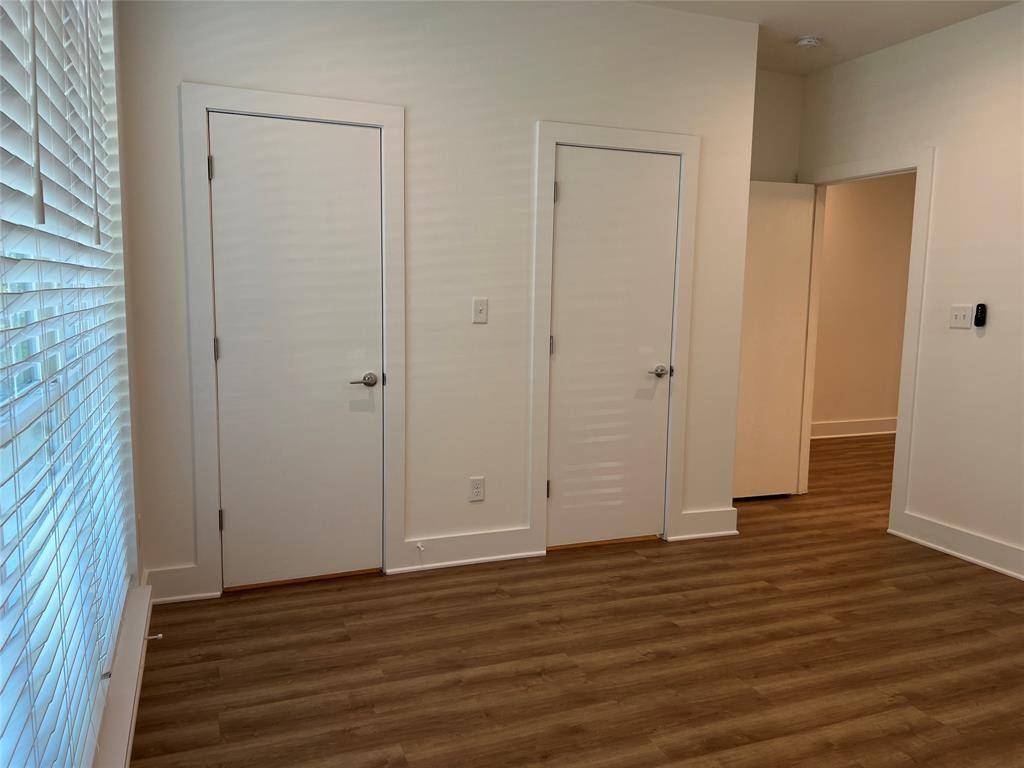 Waxahachie, TX 75165,408 Dr Martin Luther King Jr Boulevard #105