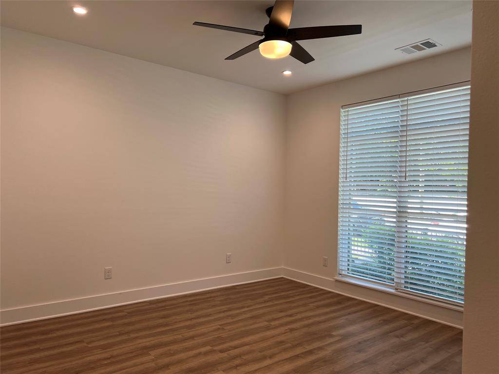 Waxahachie, TX 75165,408 Dr Martin Luther King Jr Boulevard #105