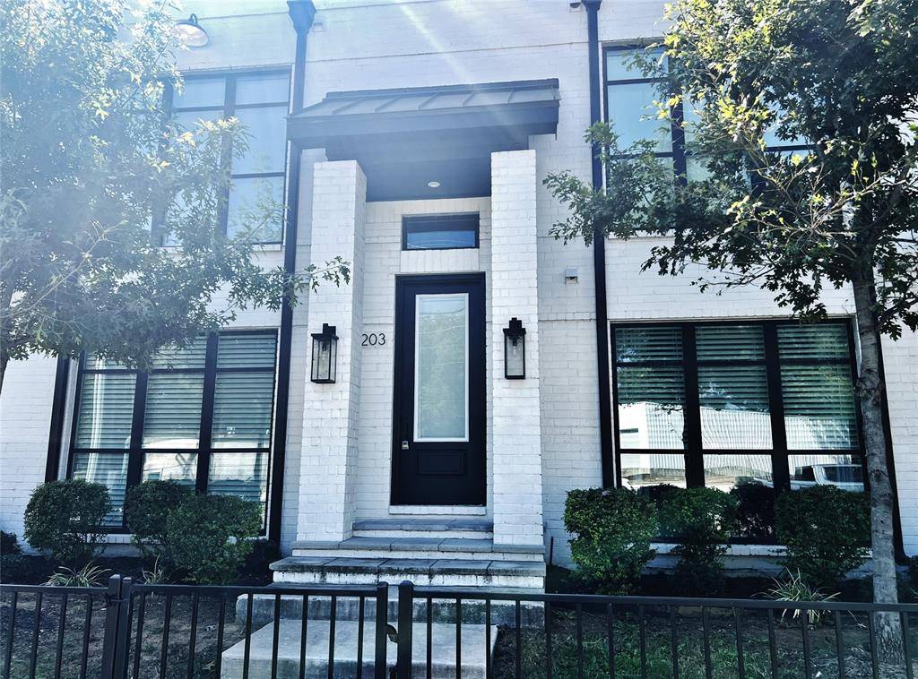 Waxahachie, TX 75165,408 Dr Martin Luther King Jr Boulevard #203