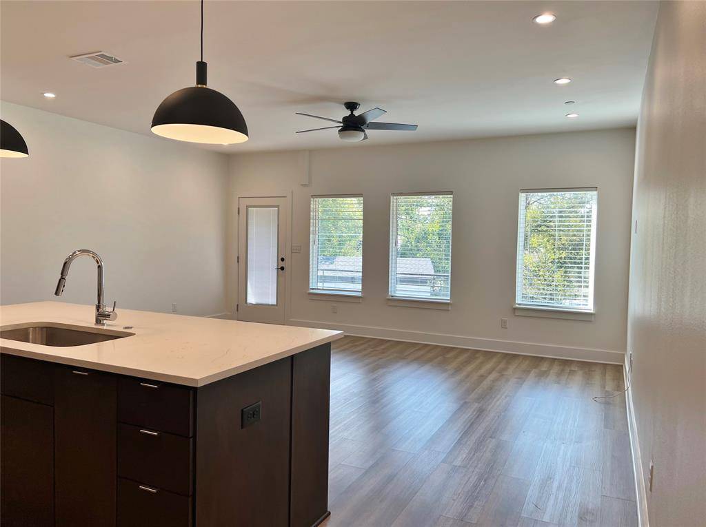 Waxahachie, TX 75165,408 Dr Martin Luther King Jr Boulevard #203