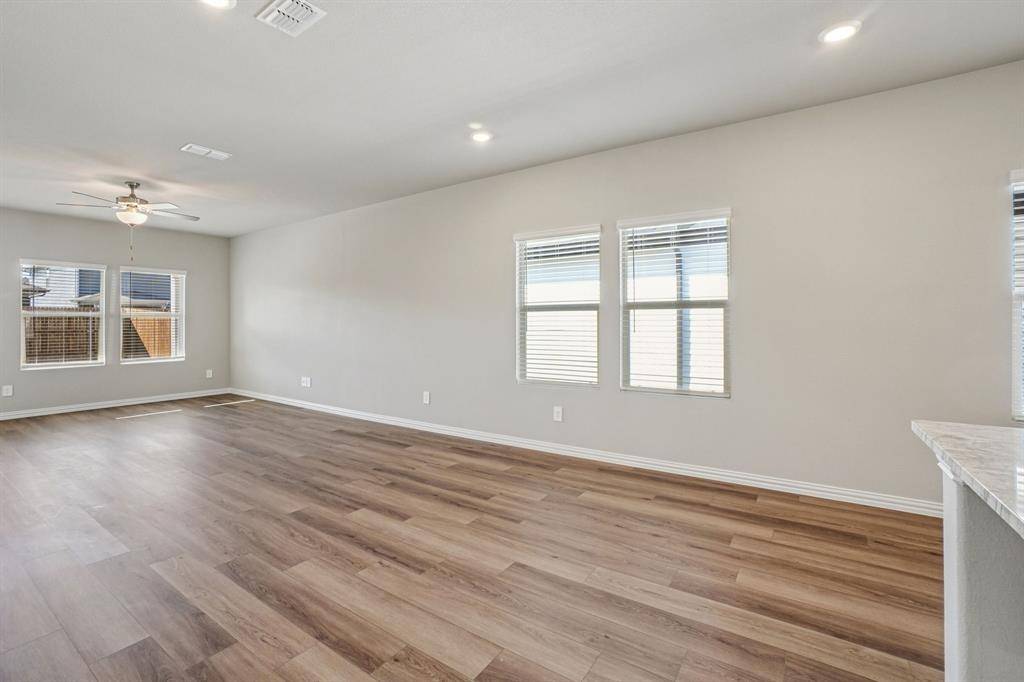 Lavon, TX 75166,822 Sunflower Road