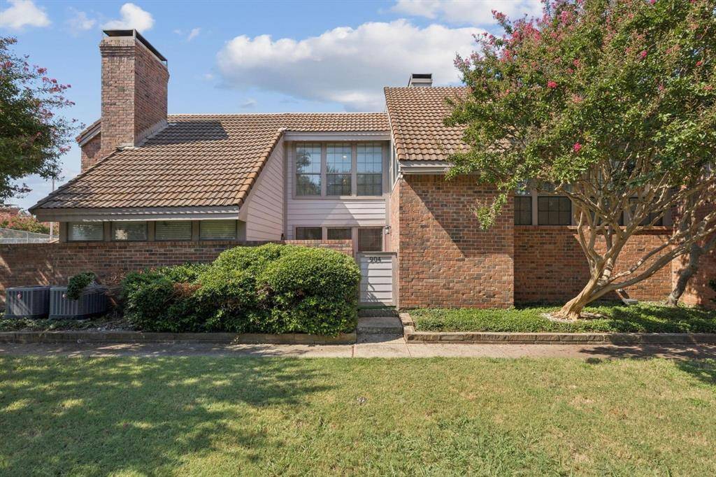 Dallas, TX 75287,18240 Midway Road #904