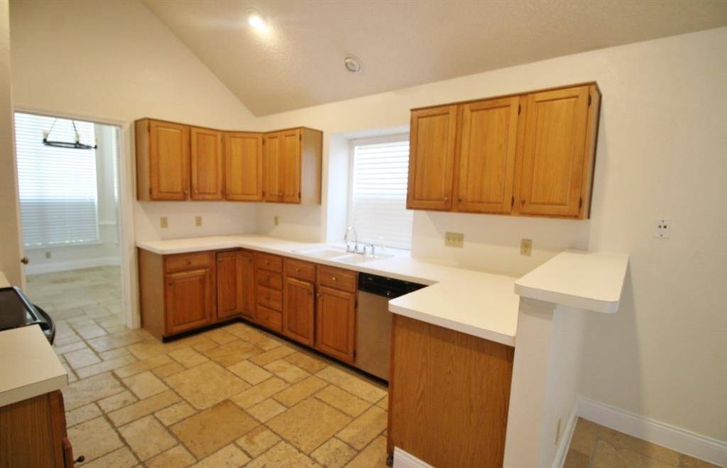 Desoto, TX 75115,517 Tate Drive