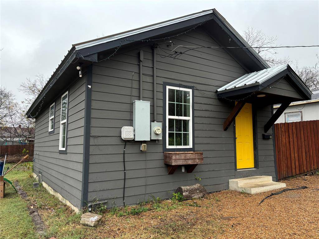 Ennis, TX 75119,401 E Freeman Street