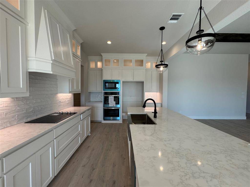 Godley, TX 76044,137 Red Fox