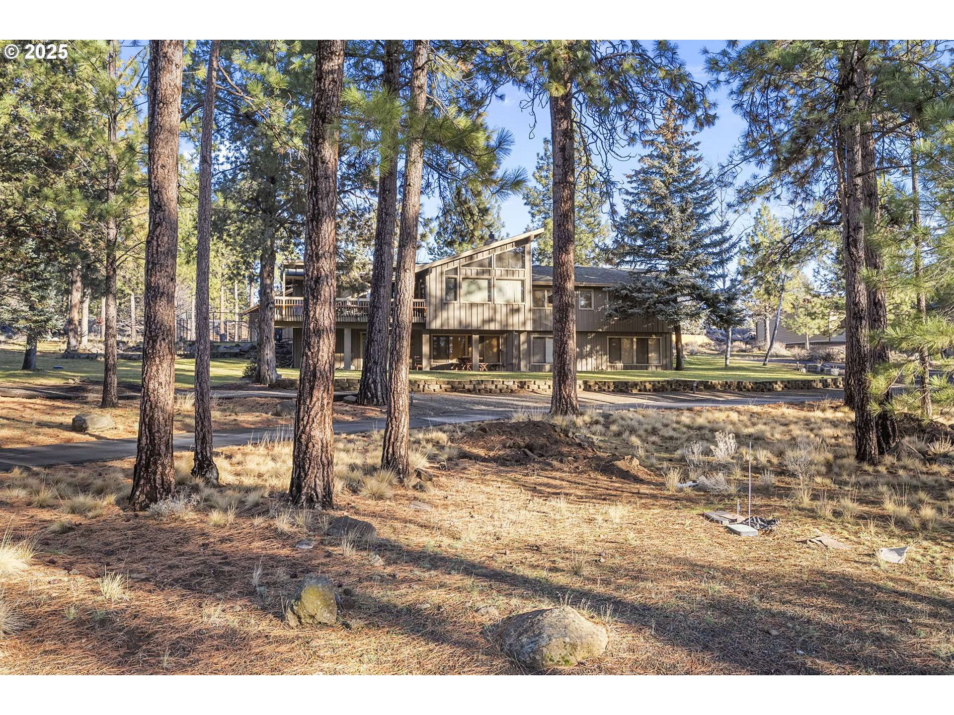 Sisters, OR 97759,69944 MEADOW VIEW RD