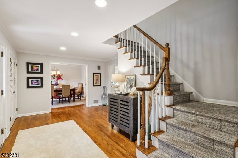 North Caldwell Boro, NJ 07006,10 Byron Rd