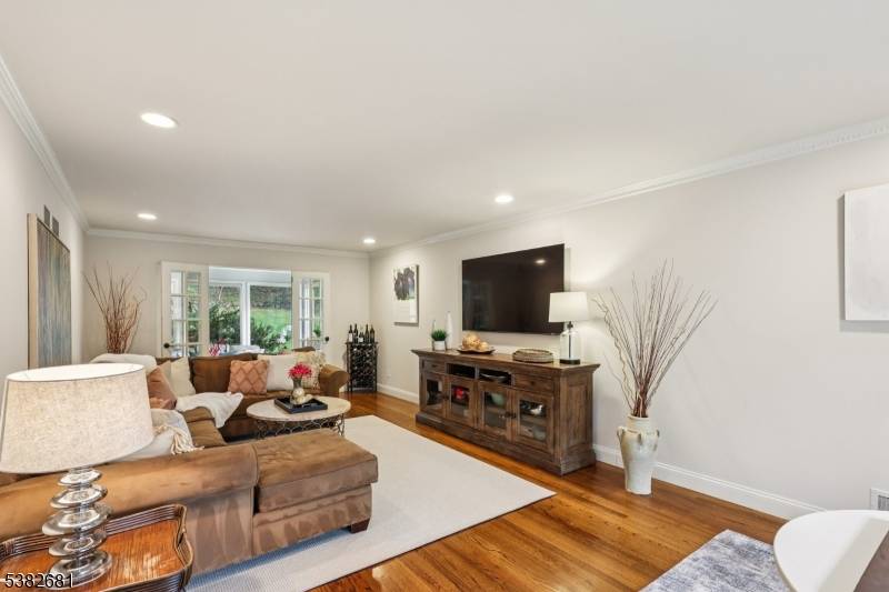 North Caldwell Boro, NJ 07006,10 Byron Rd