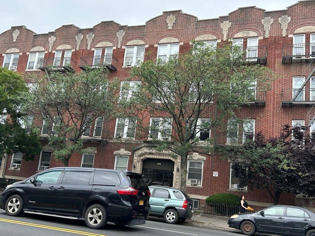 Brooklyn, NY 11204,1961 65th ST #3B