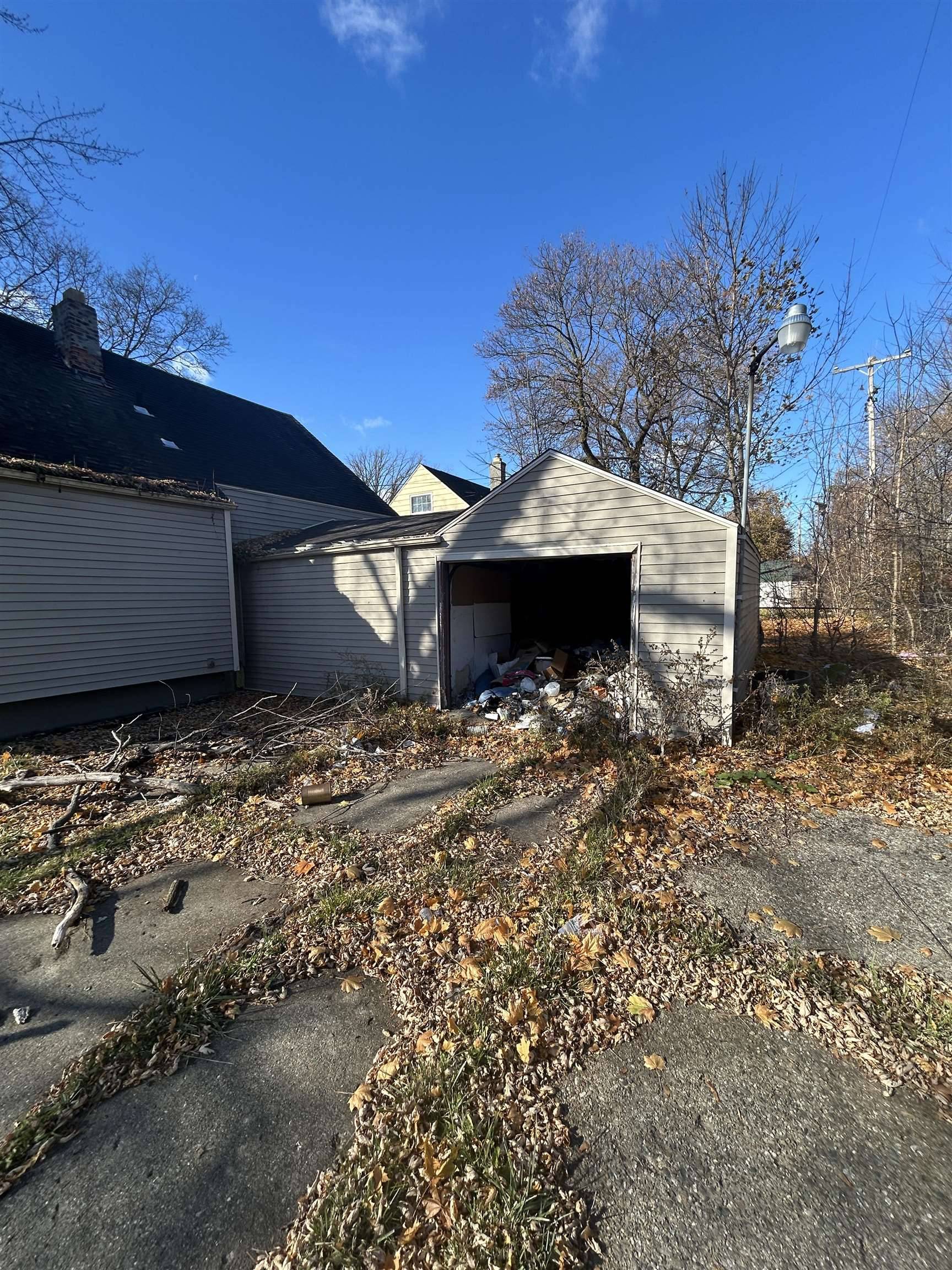 Flint, MI 48504,2302 Copeman BLVD