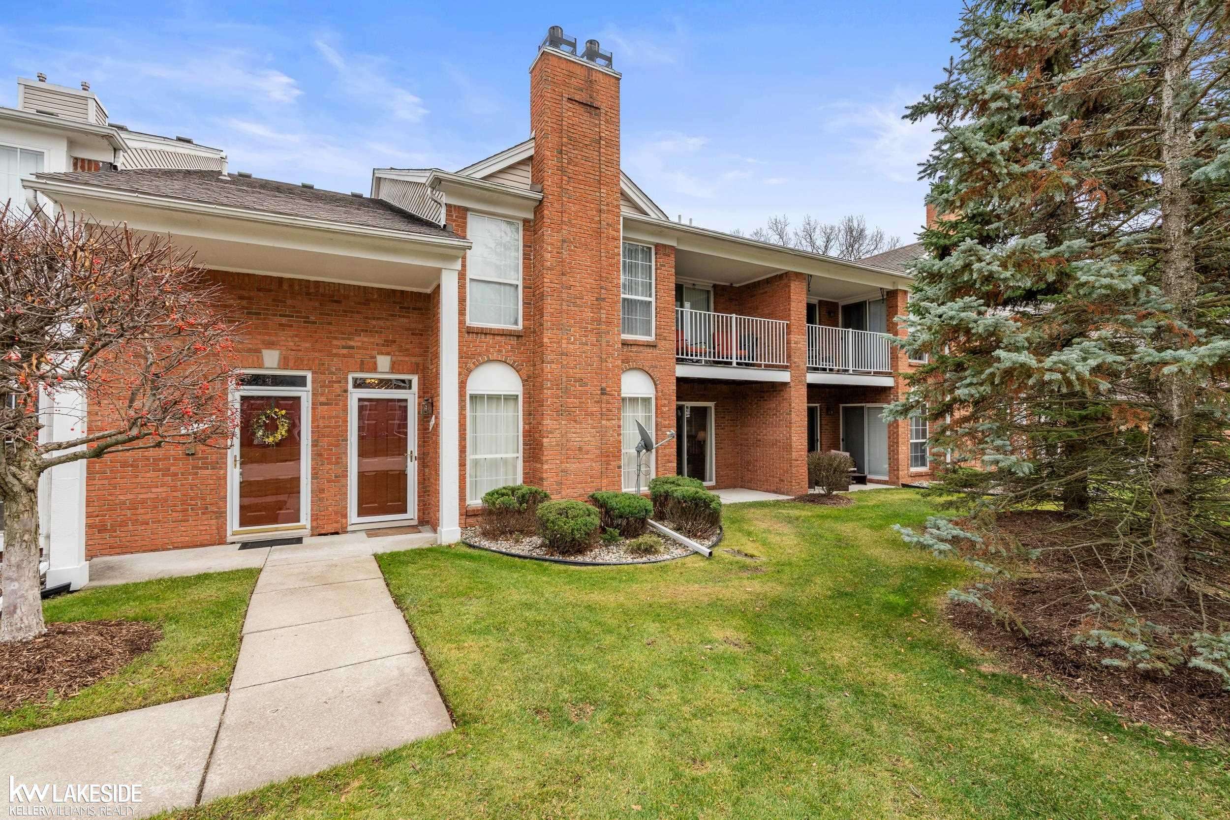 Macomb, MI 48042,52224 Heatherstone AVE