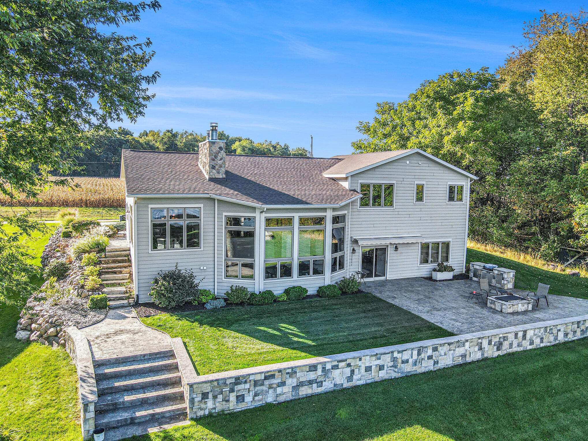 Three Rivers, MI 49093,22533 Davis DR