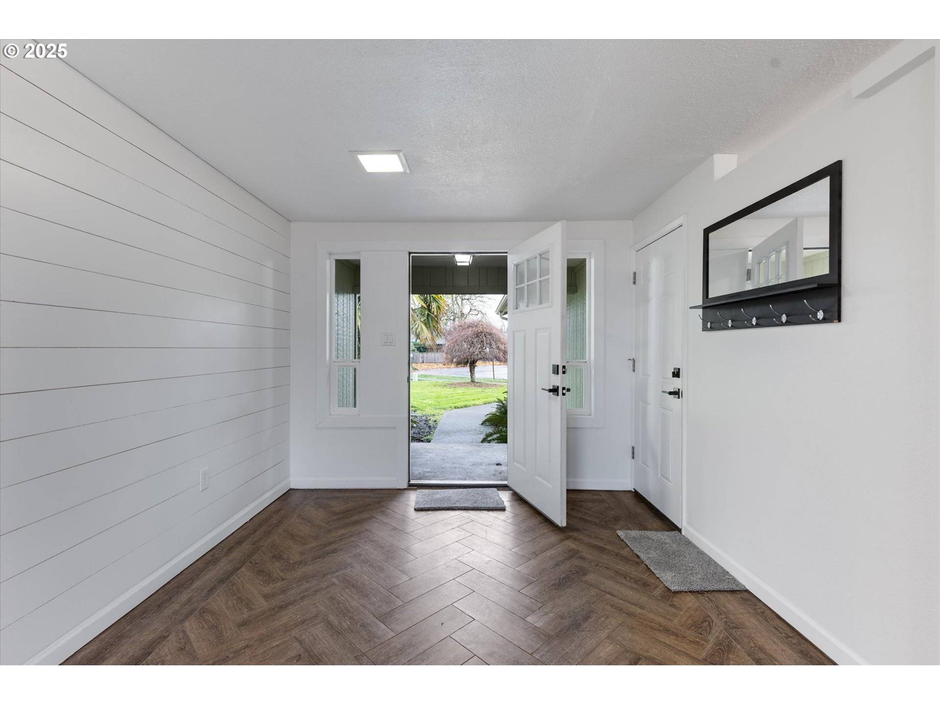 Longview, WA 98632,9 LEE PL