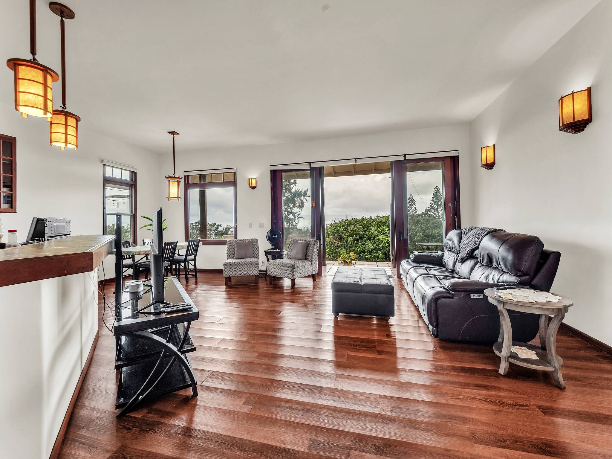 Naalehu, HI 96772,94-1769 AMEPELA RD