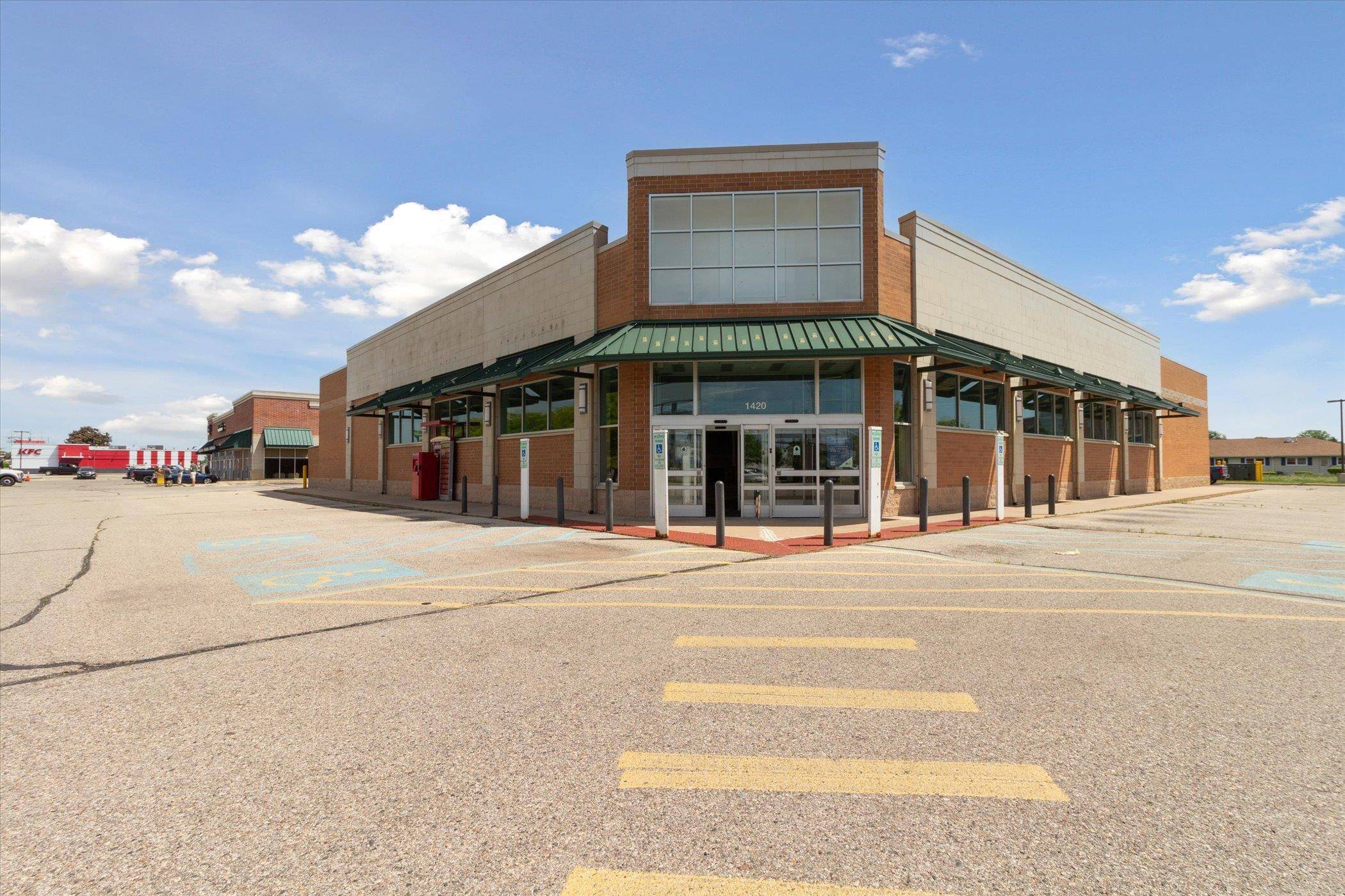 Alma, MI 48801,1420 Wright AVE