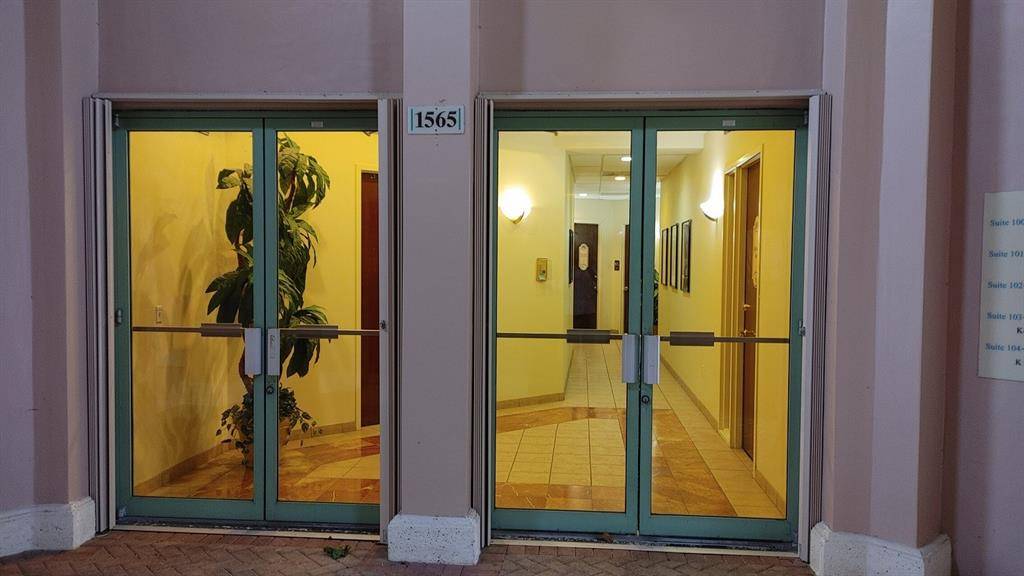 Weston, FL 33326,1565 N Park Dr #104