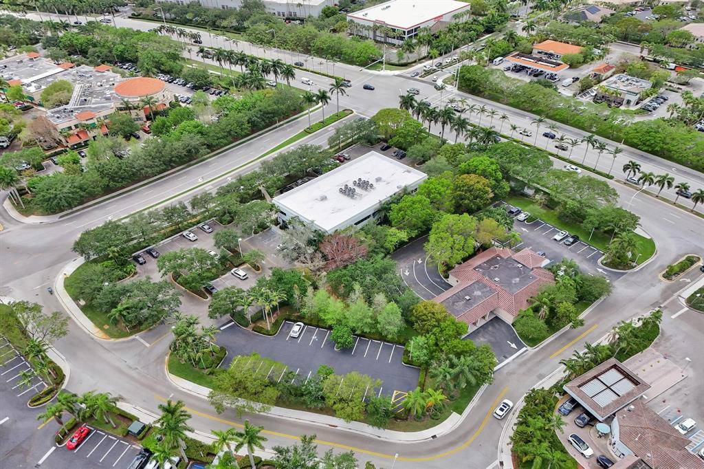 Weston, FL 33331,2690 Weston Rd