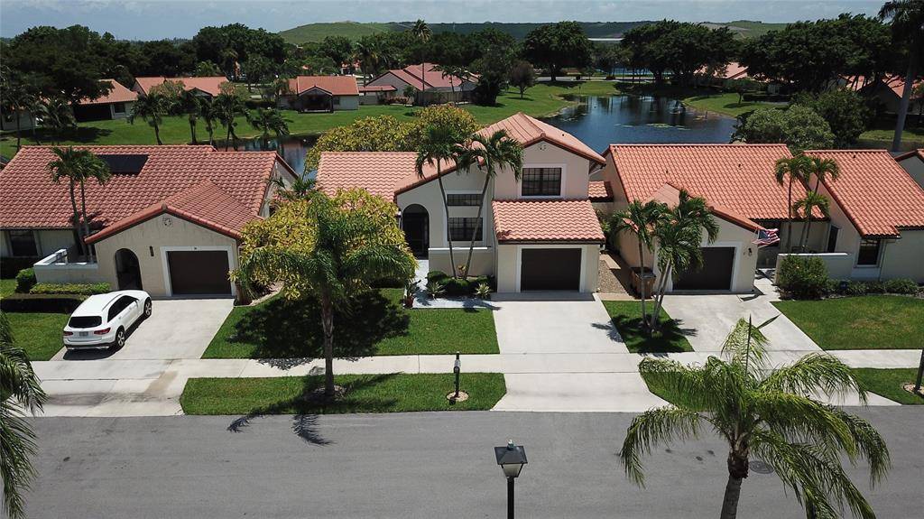 Deerfield Beach, FL 33442,18 Capitol Ct