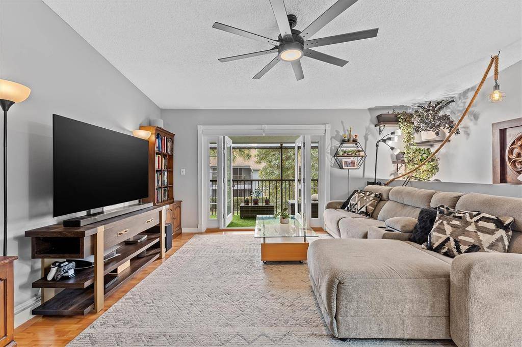 Oakland Park, FL 33309,2761 S Oakland Forest Dr #204