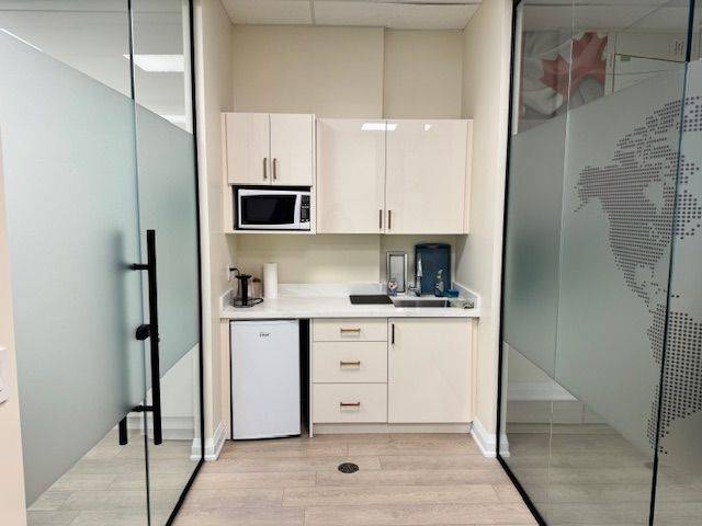 Mississauga, ON L5M 2S1,3465 Platinum DR #224