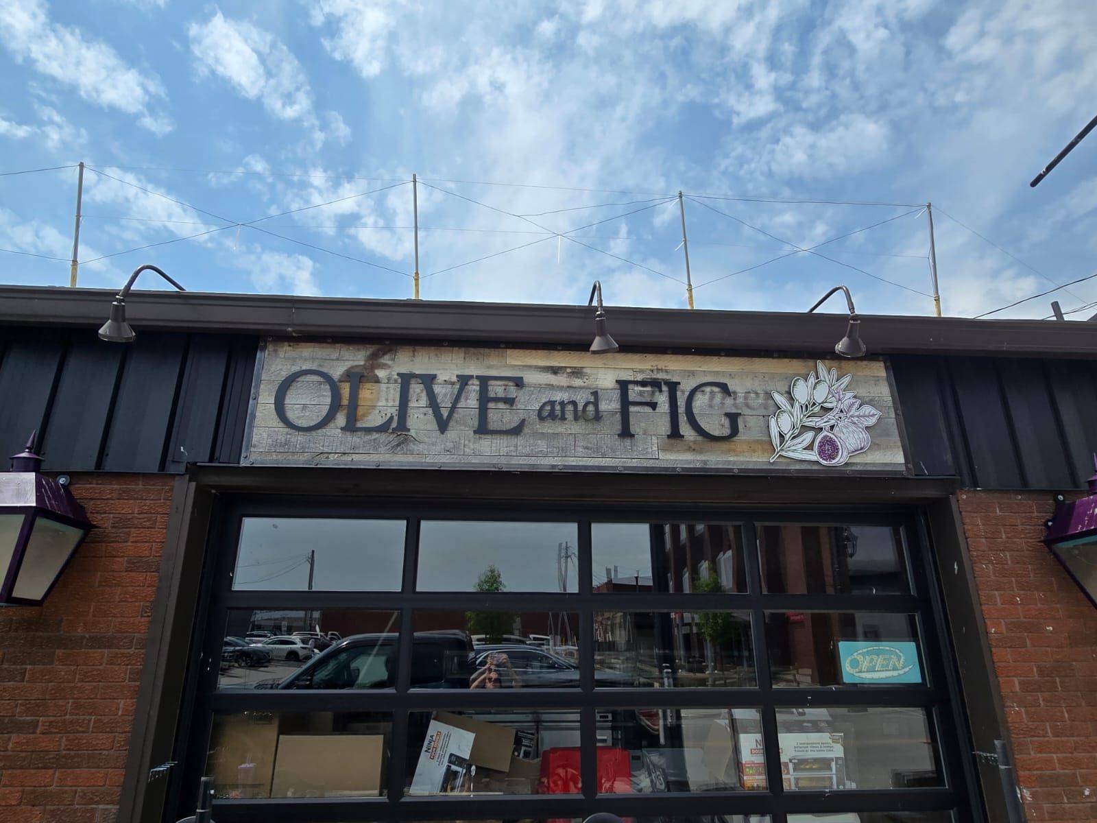 Kawartha Lakes, ON K9V 3B7,15 Cambridge ST S