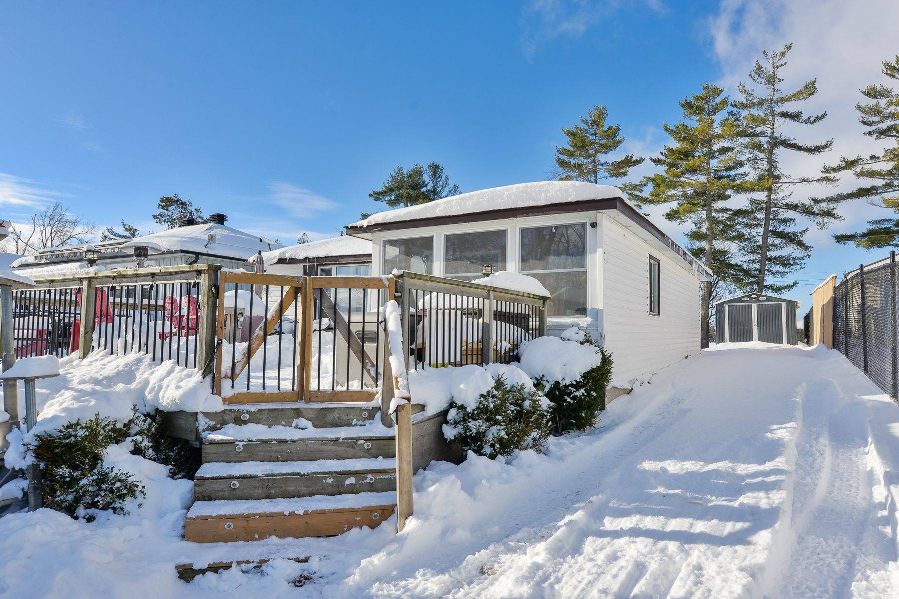 Kawartha Lakes, ON L0K 1W0,241 Avery Point RD