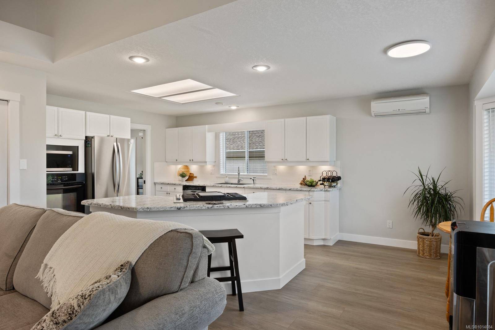 Qualicum Beach, BC V9K 1E1,955 Royal Dornoch Dr