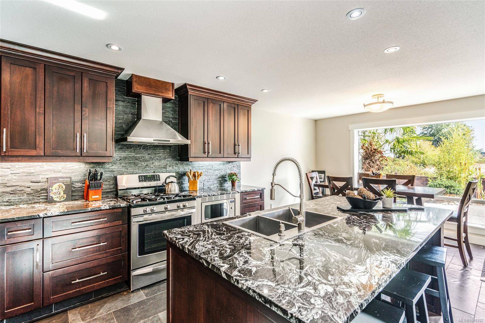 Nanoose Bay, BC V9P 9E4,2466 Summerset Rd