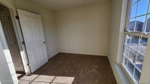 Novi, MI 48377,44710 Gwinnett LOOP