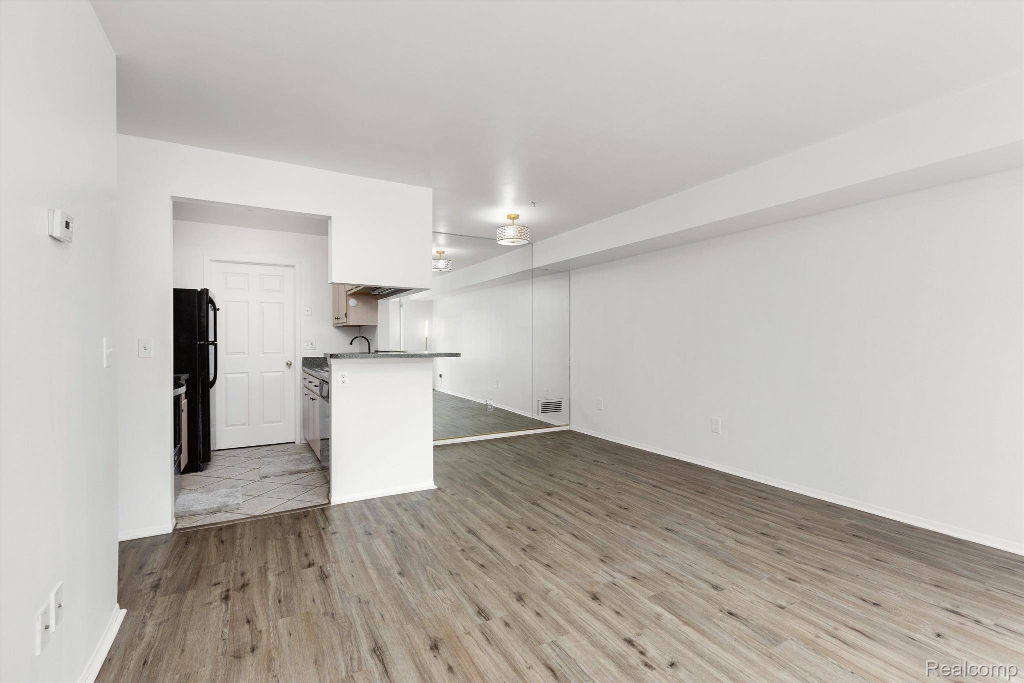 Farmington Hills, MI 48336,22241 ATLANTIC POINTE