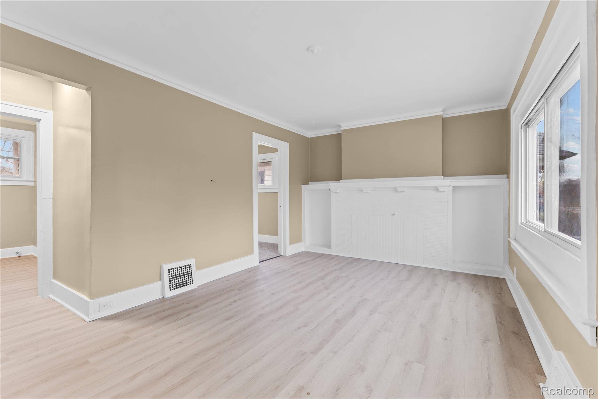 Detroit, MI 48238,13558 Pinehurst ST