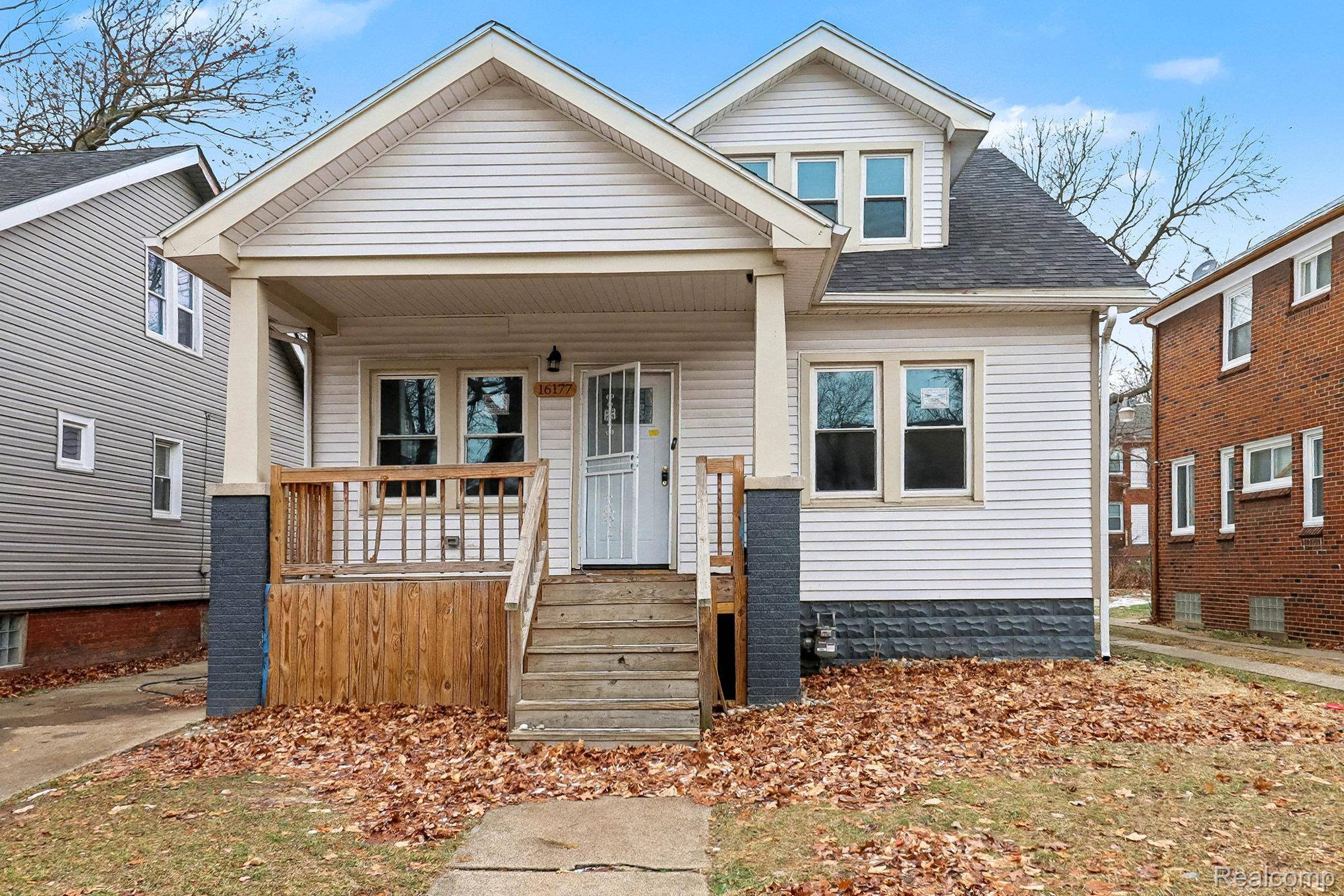 Detroit, MI 48221,16177 Inverness ST