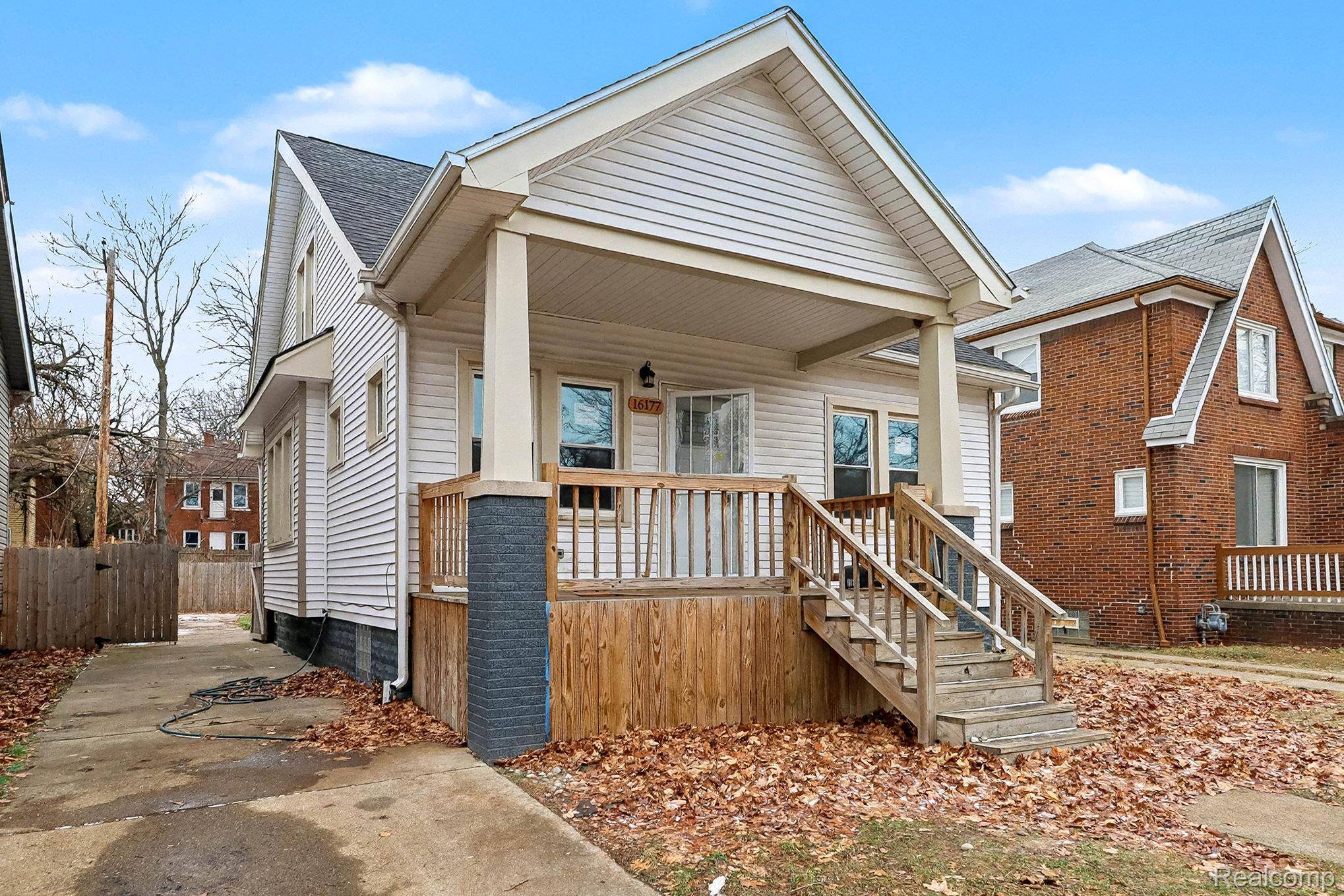 Detroit, MI 48221,16177 Inverness ST