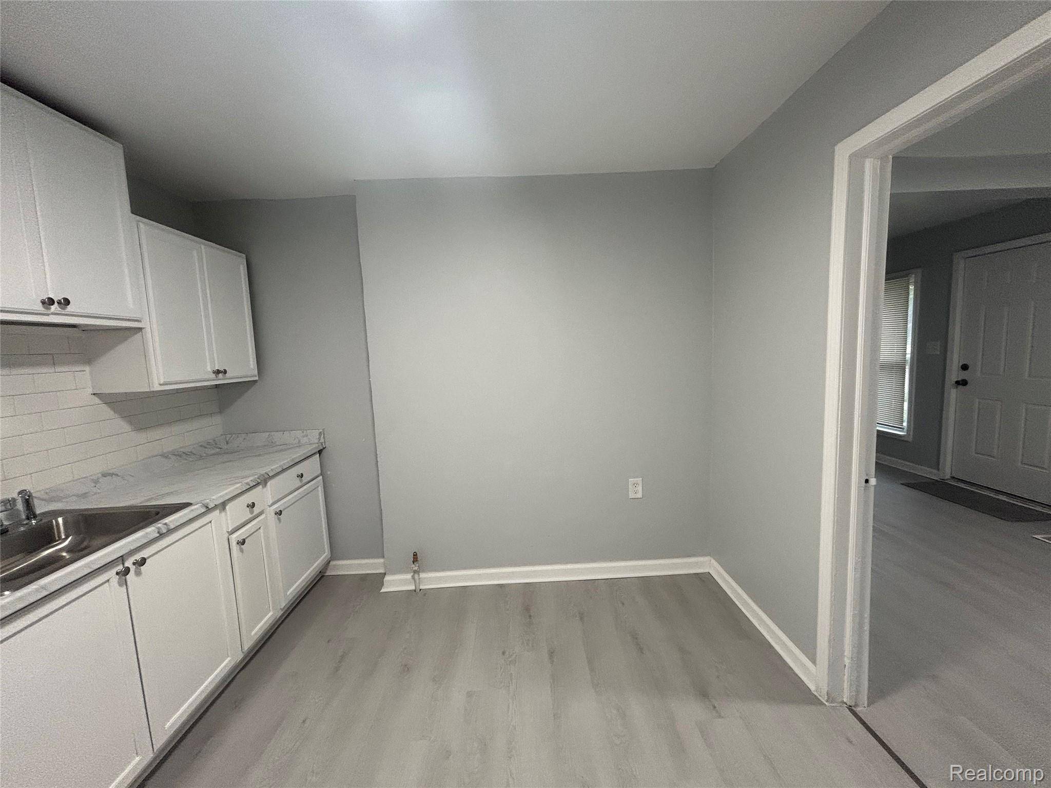 Detroit, MI 48224,3693 Somerset AVE